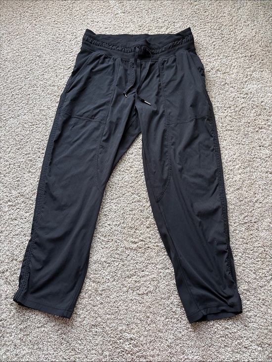 lululemon athletica Pants - Lululemon Mid-rise Dance Studio Cropped